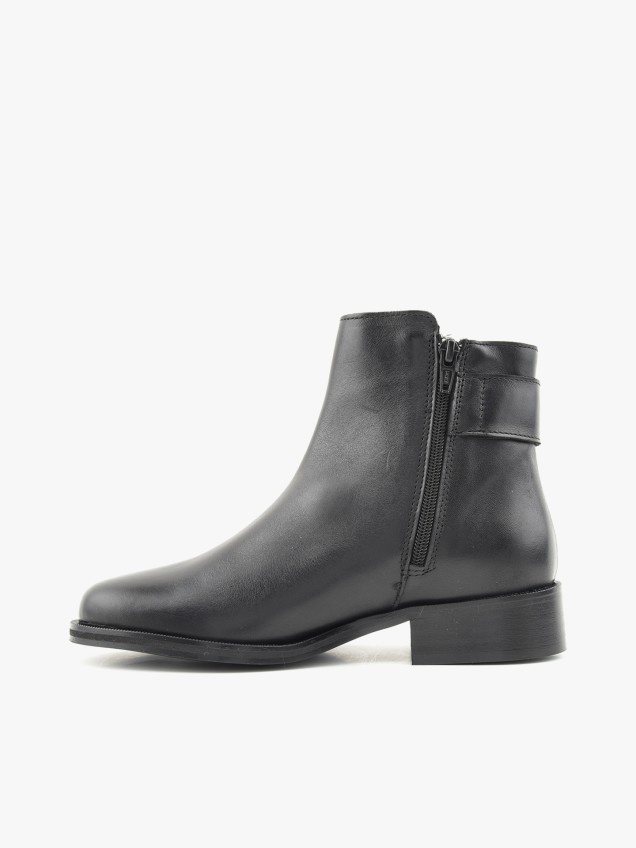 Botas em Pele