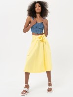 Amarelo
