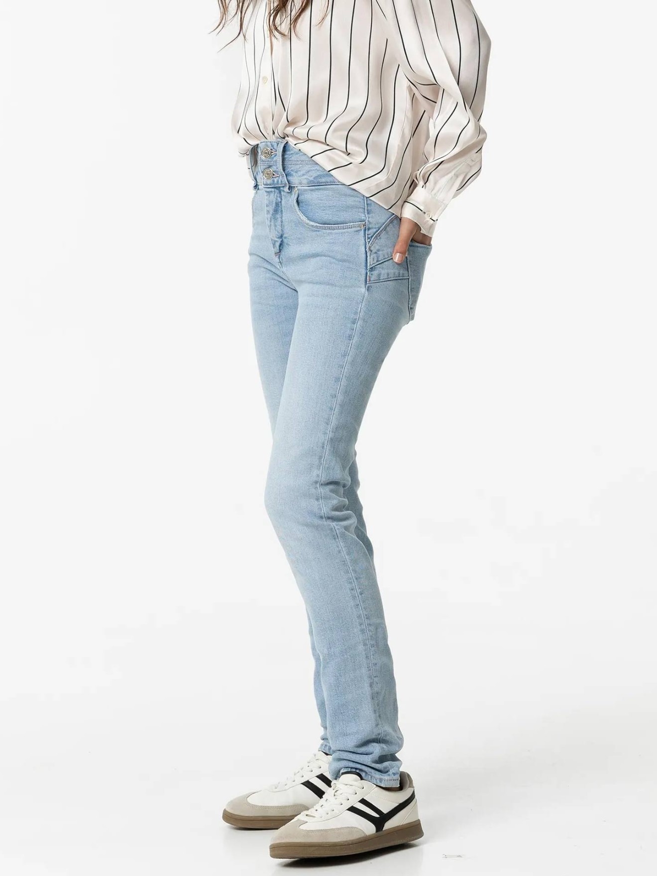 Cal�as de Ganga Straight Fit