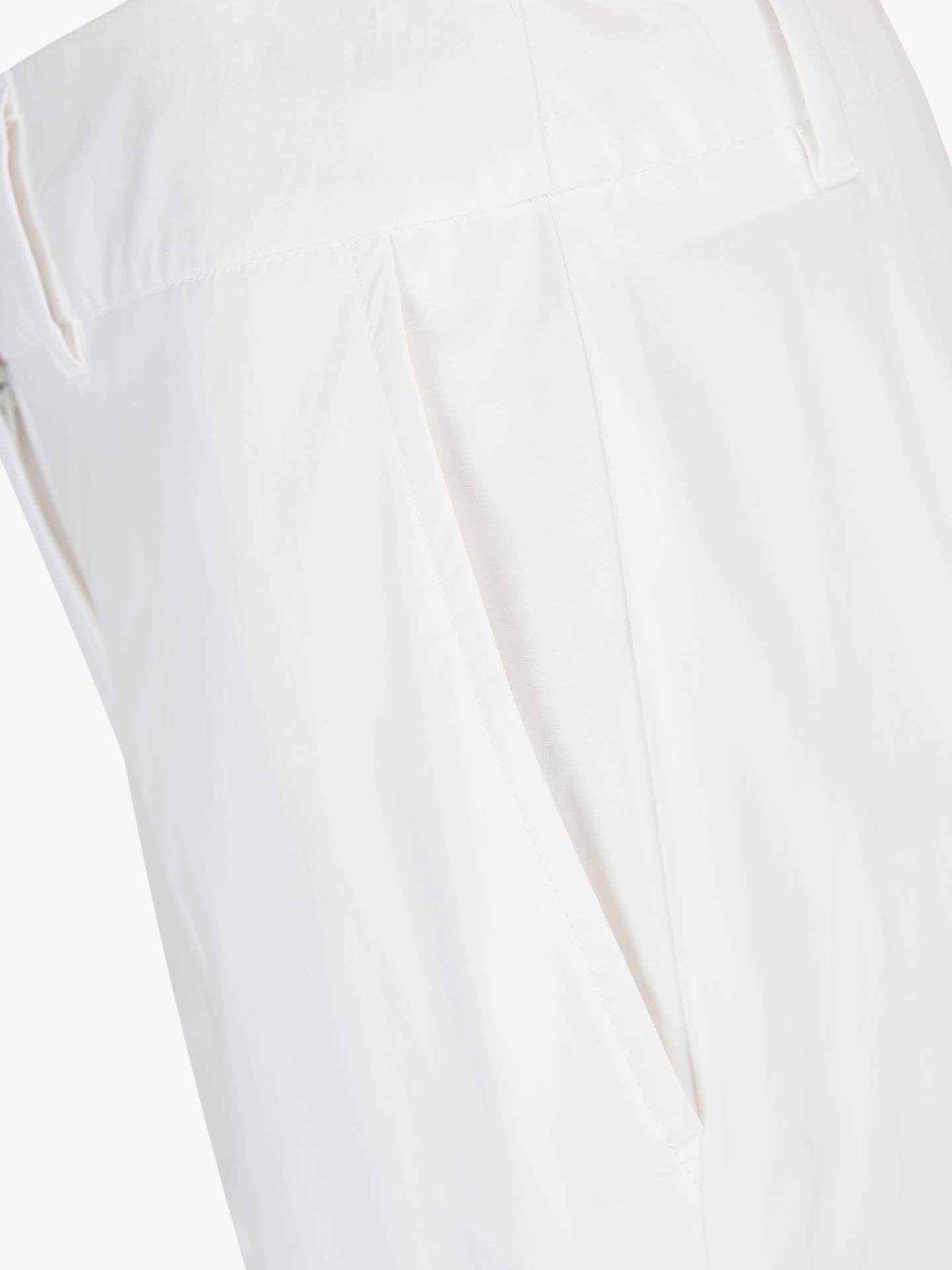 Calças Slim Fit