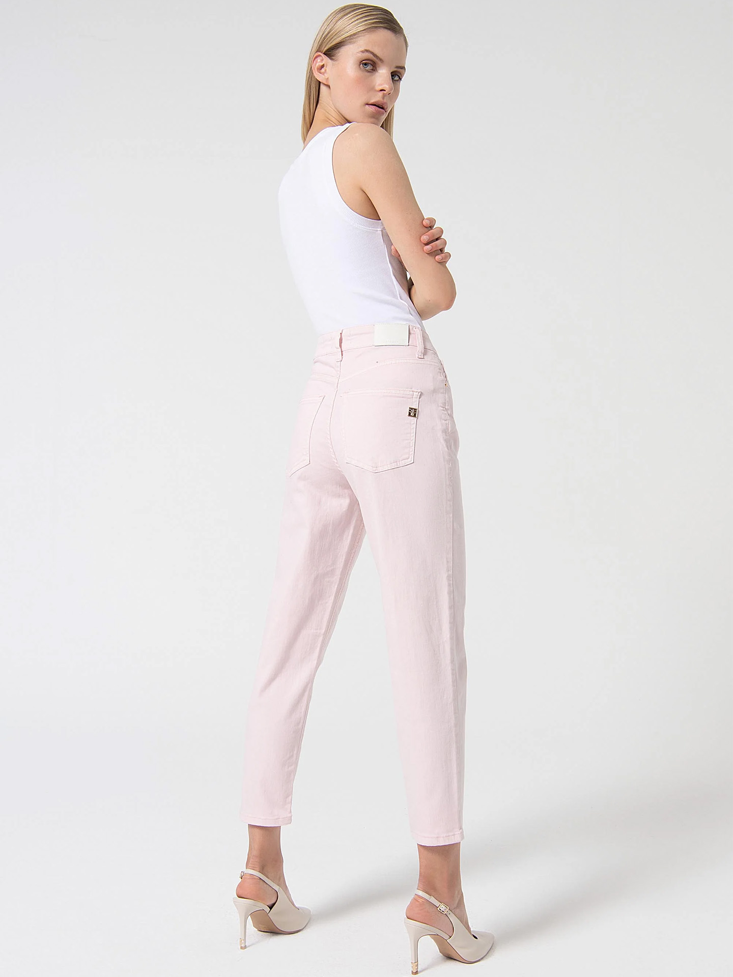 Calças Mom Fit