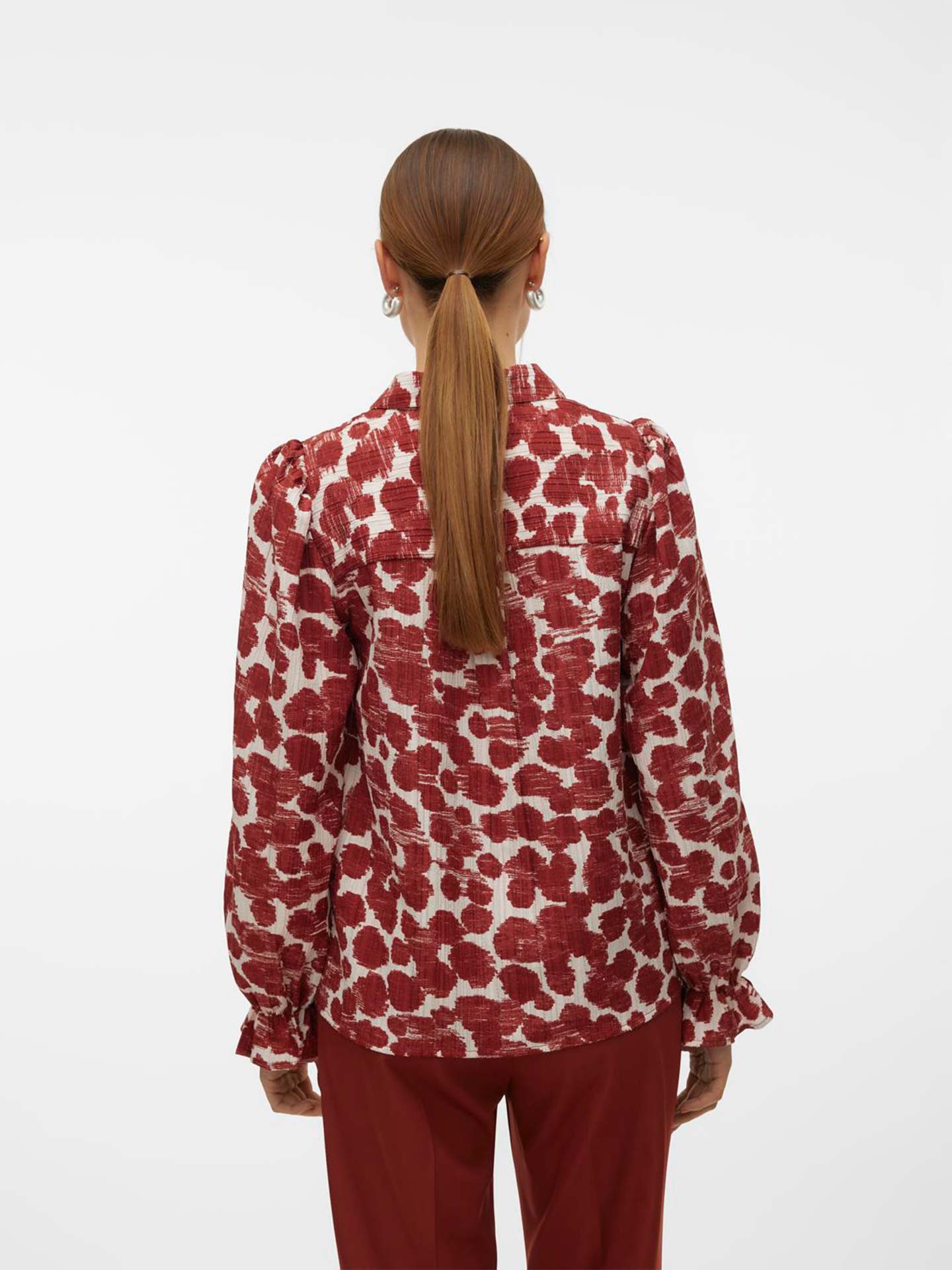 Camisa com Padrão Floral