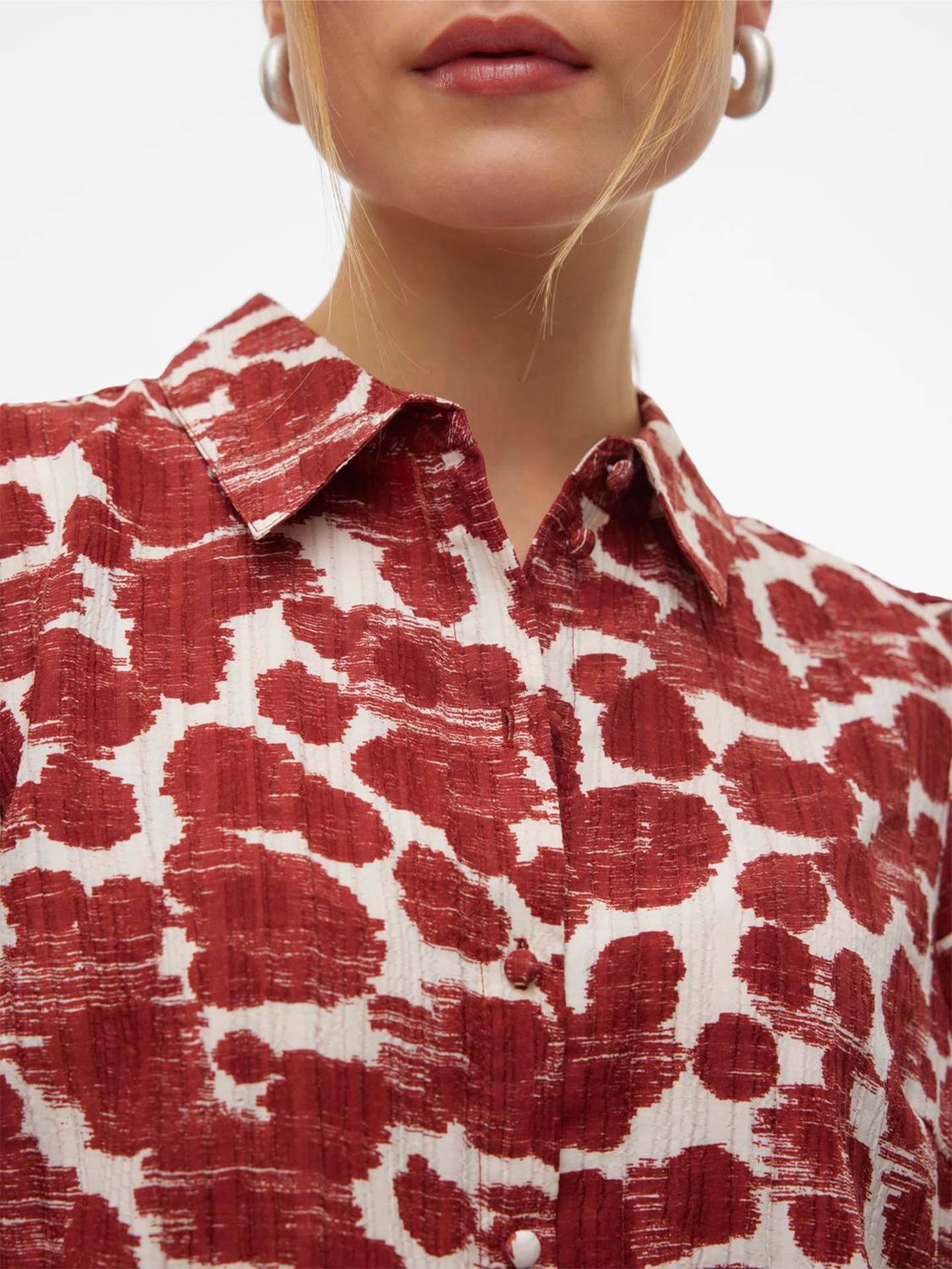 Camisa com Padrão Floral