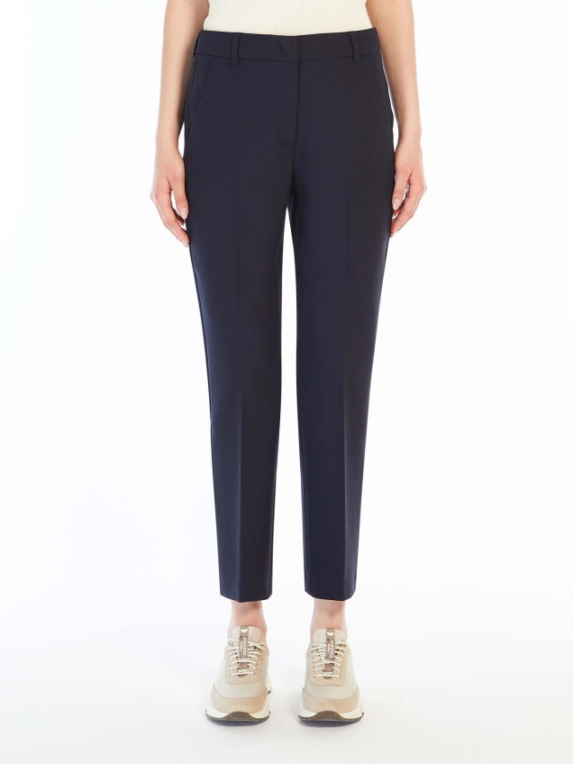 Cal�as Cigarette Fit