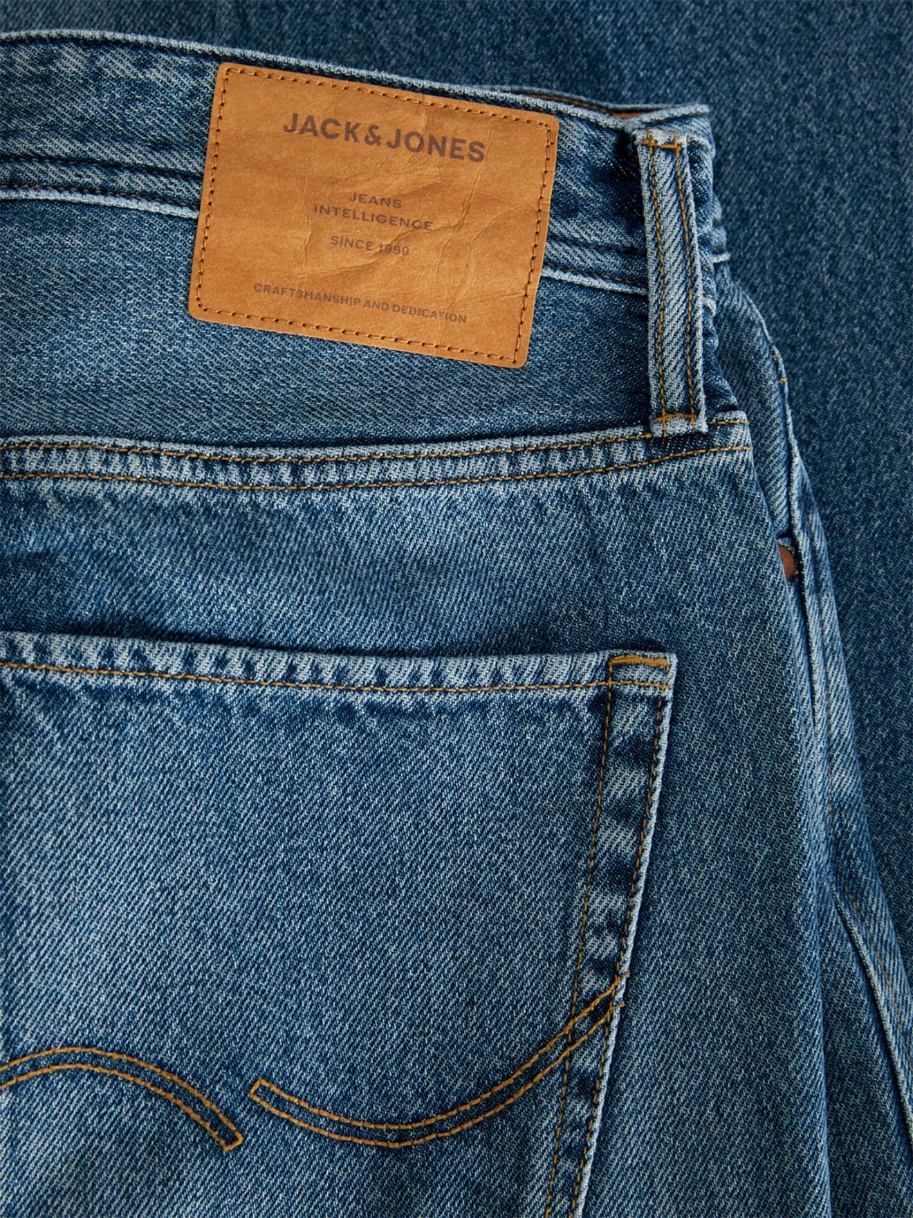 Cal�as de Ganga Relaxed Fit