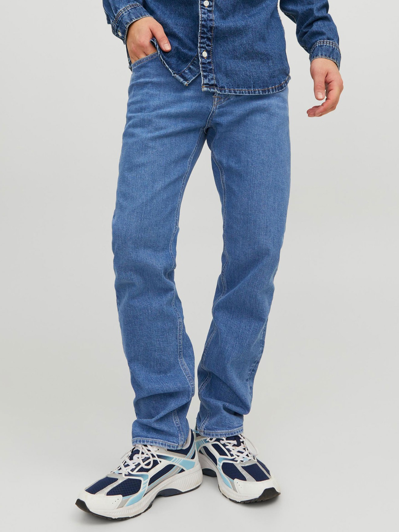 Cal�as de Ganga Straight Fit