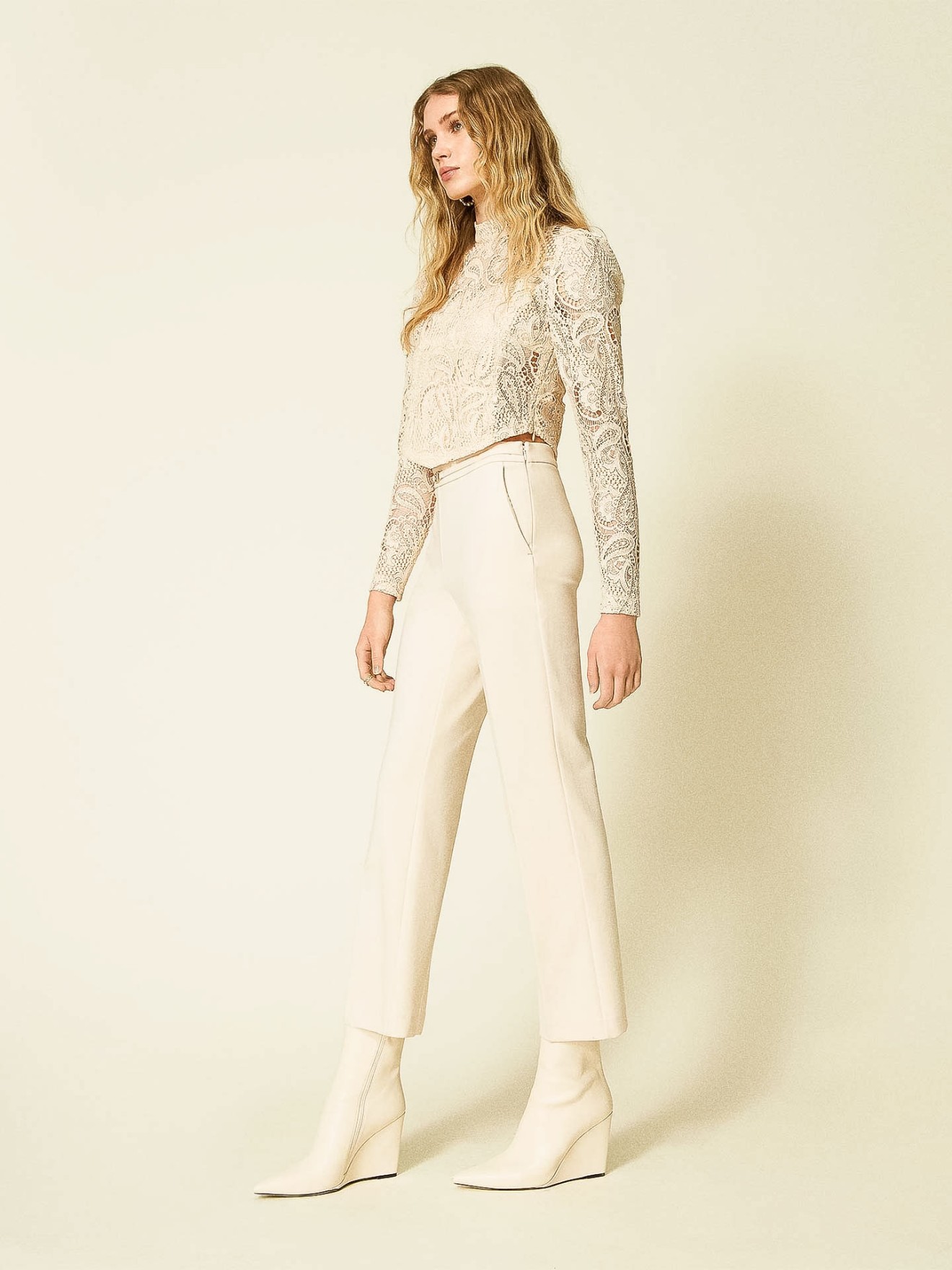 Cal�as Straight Fit