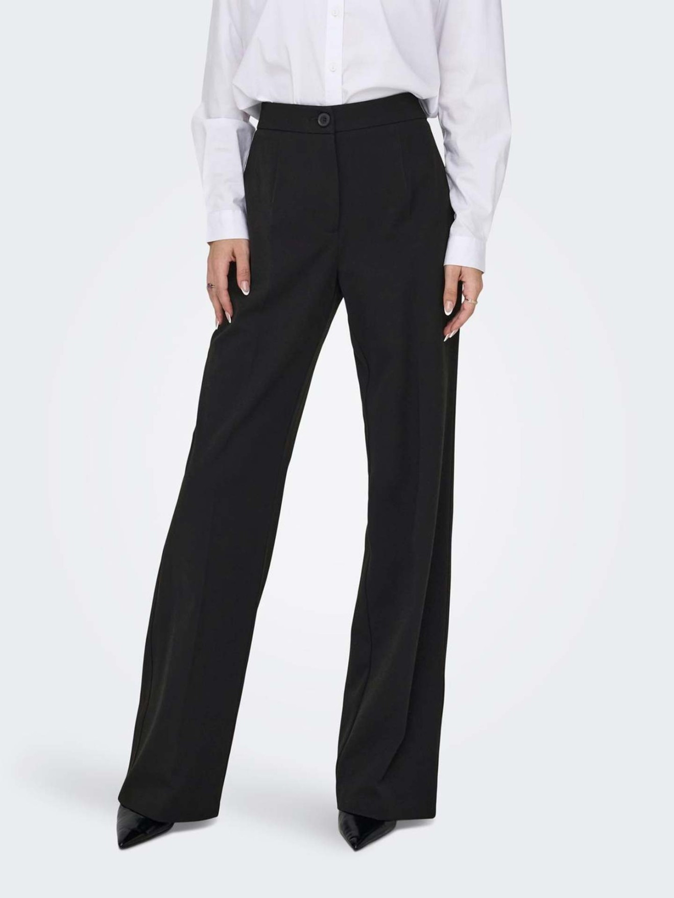 Cal�as Straight Fit