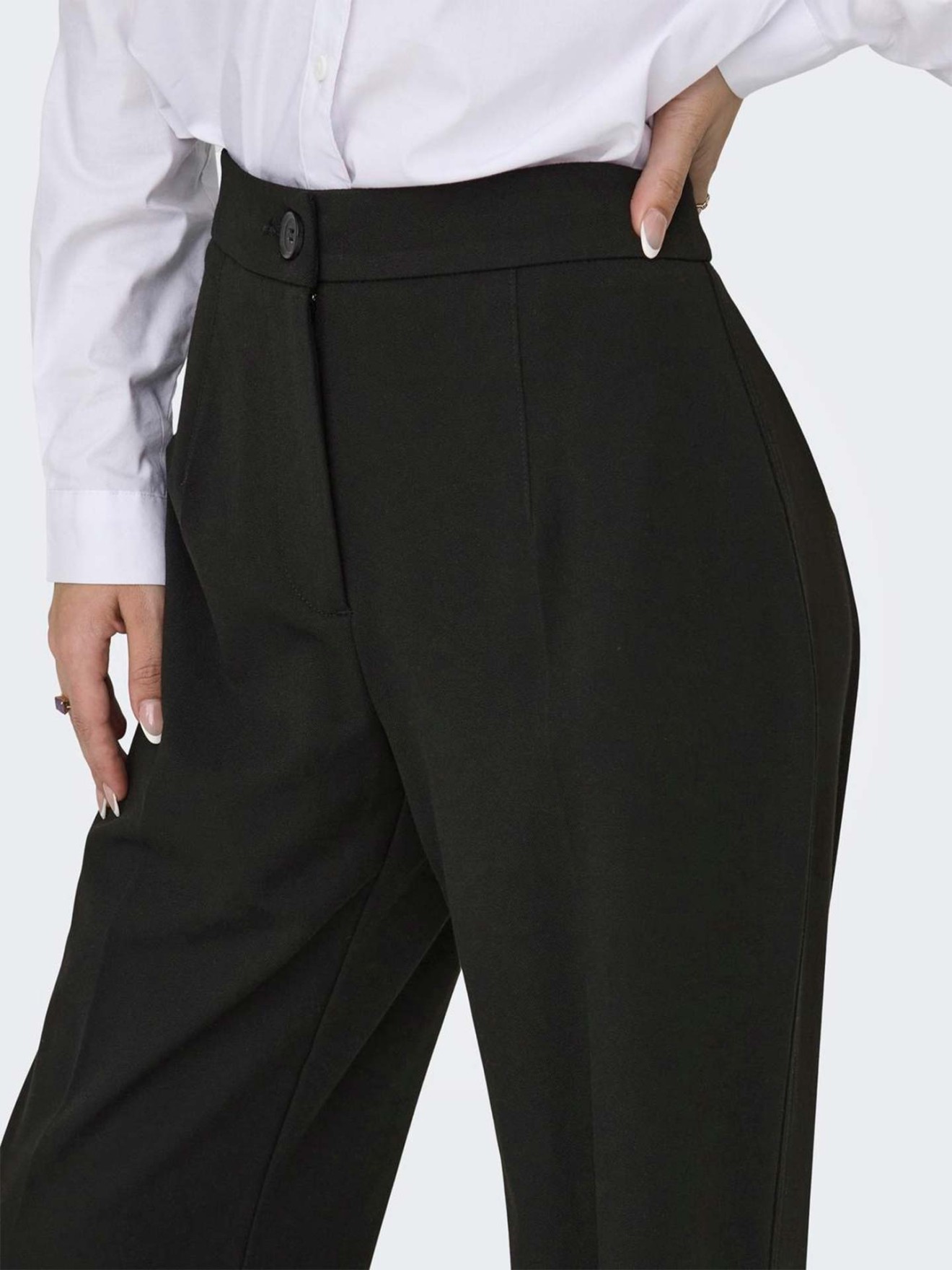 Cal�as Straight Fit
