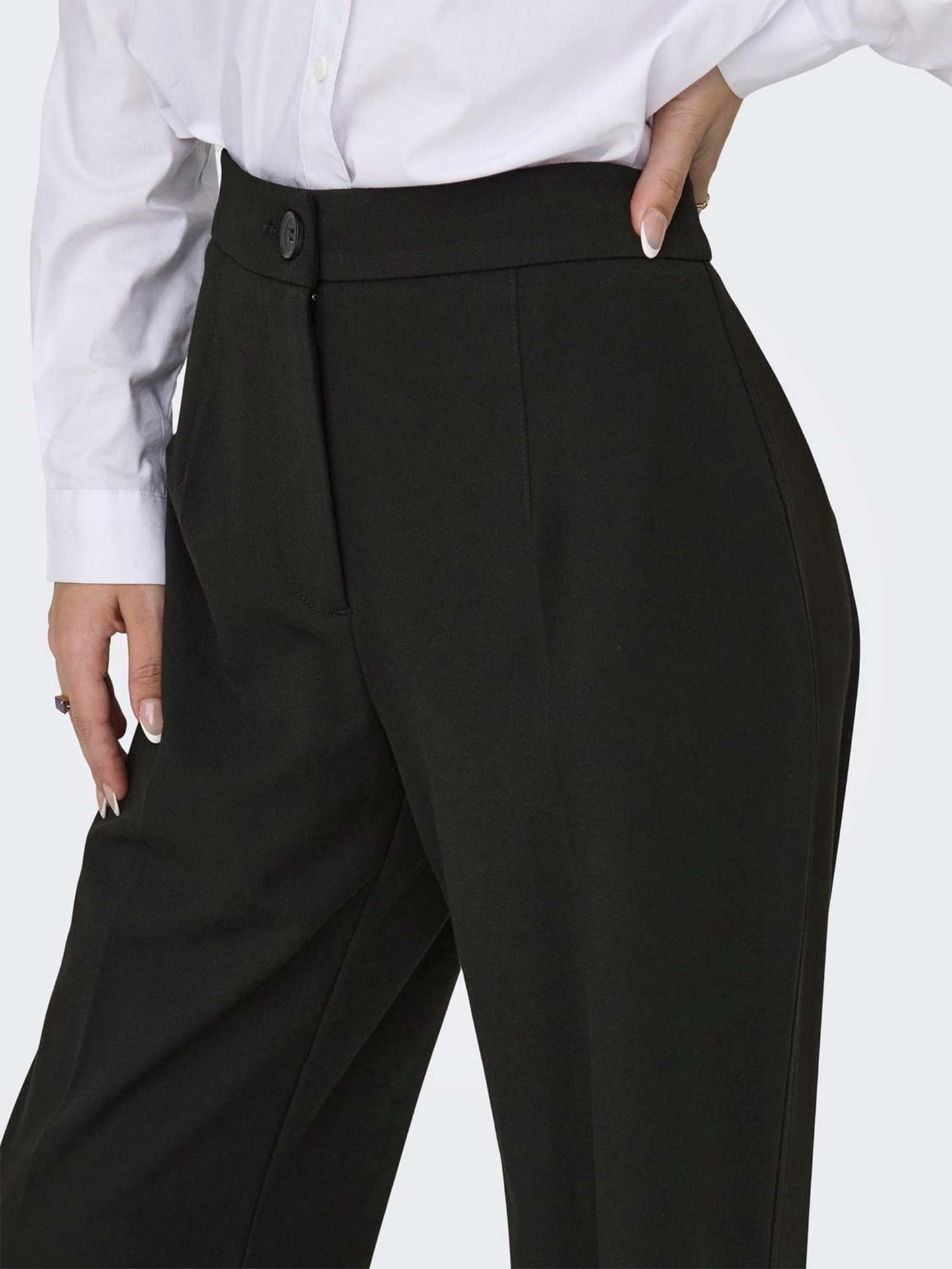 Calças Straight Fit