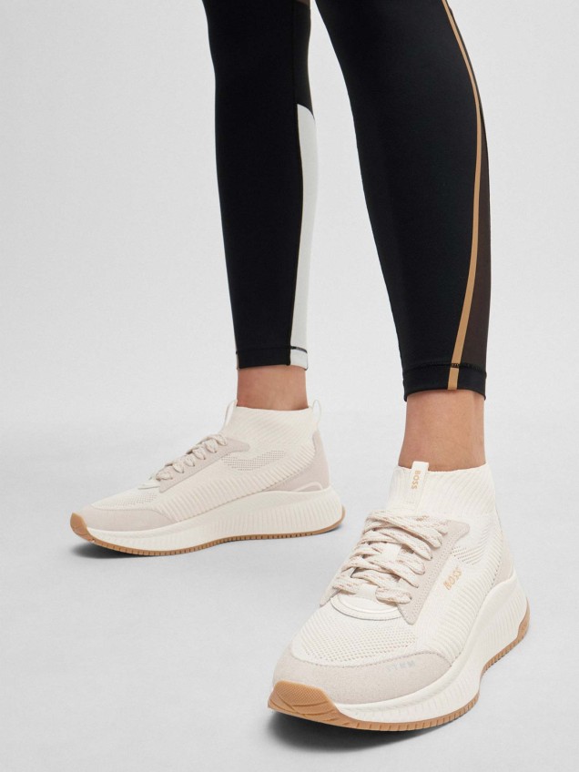 Sapatilhas Combinadas de Cano Médio