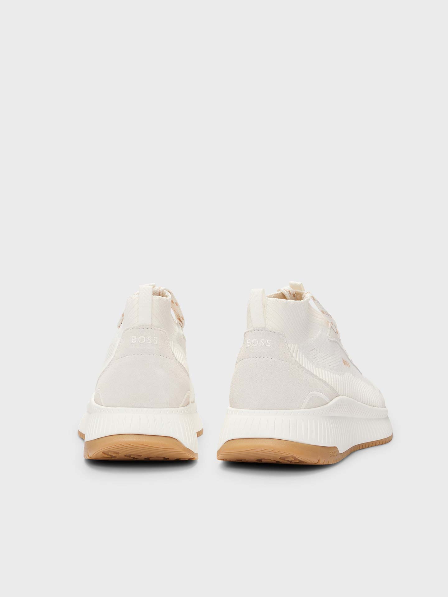 Sapatilhas Combinadas de Cano Médio