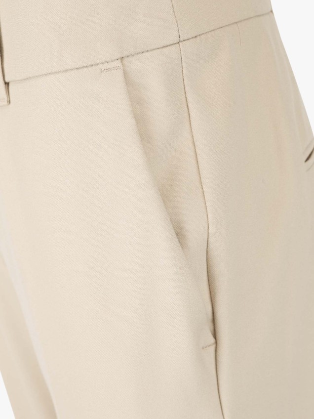 Calças Straight Fit