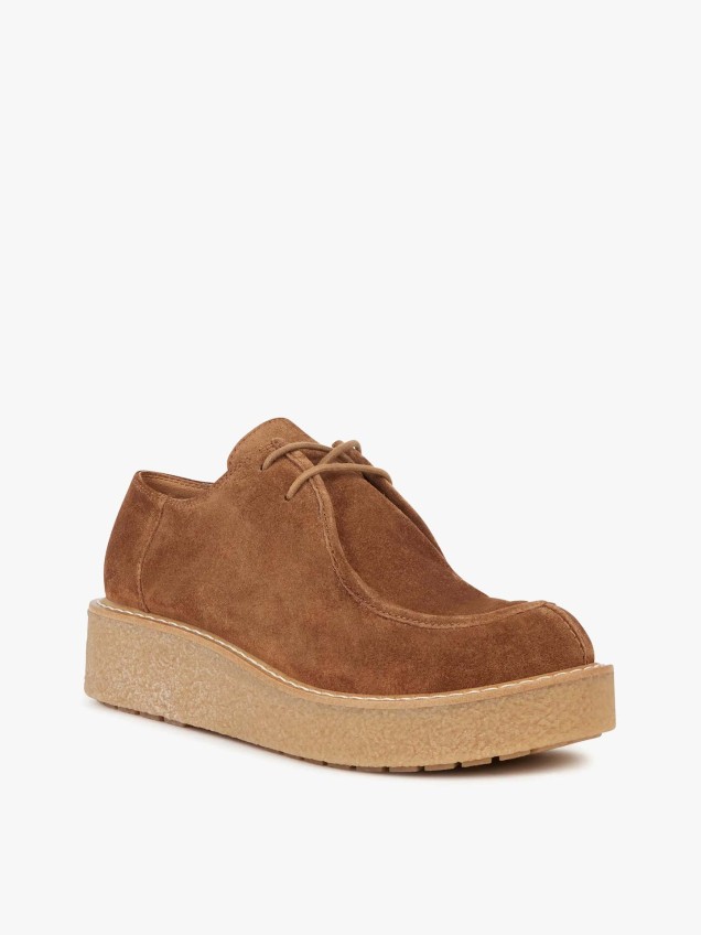 Sapatos em Camurça
