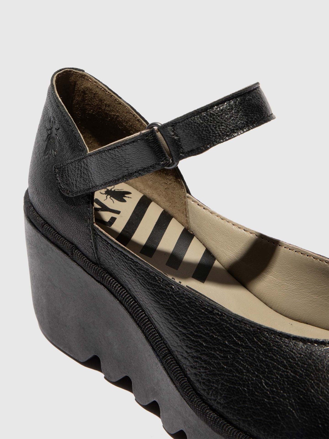 Sapatos de Cunha FLYP501543