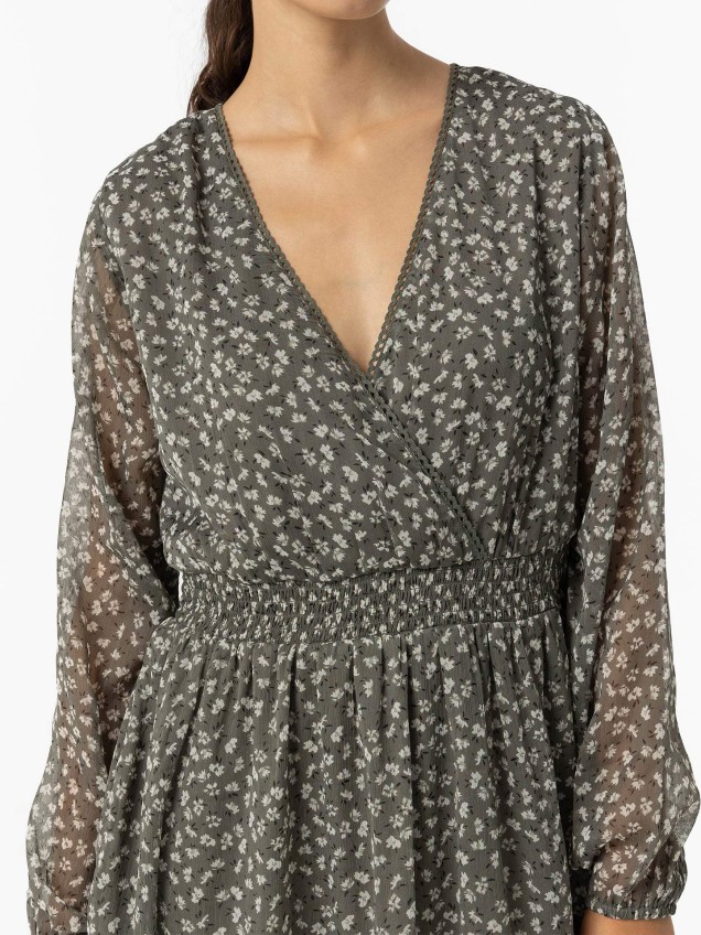Vestido com Padrão