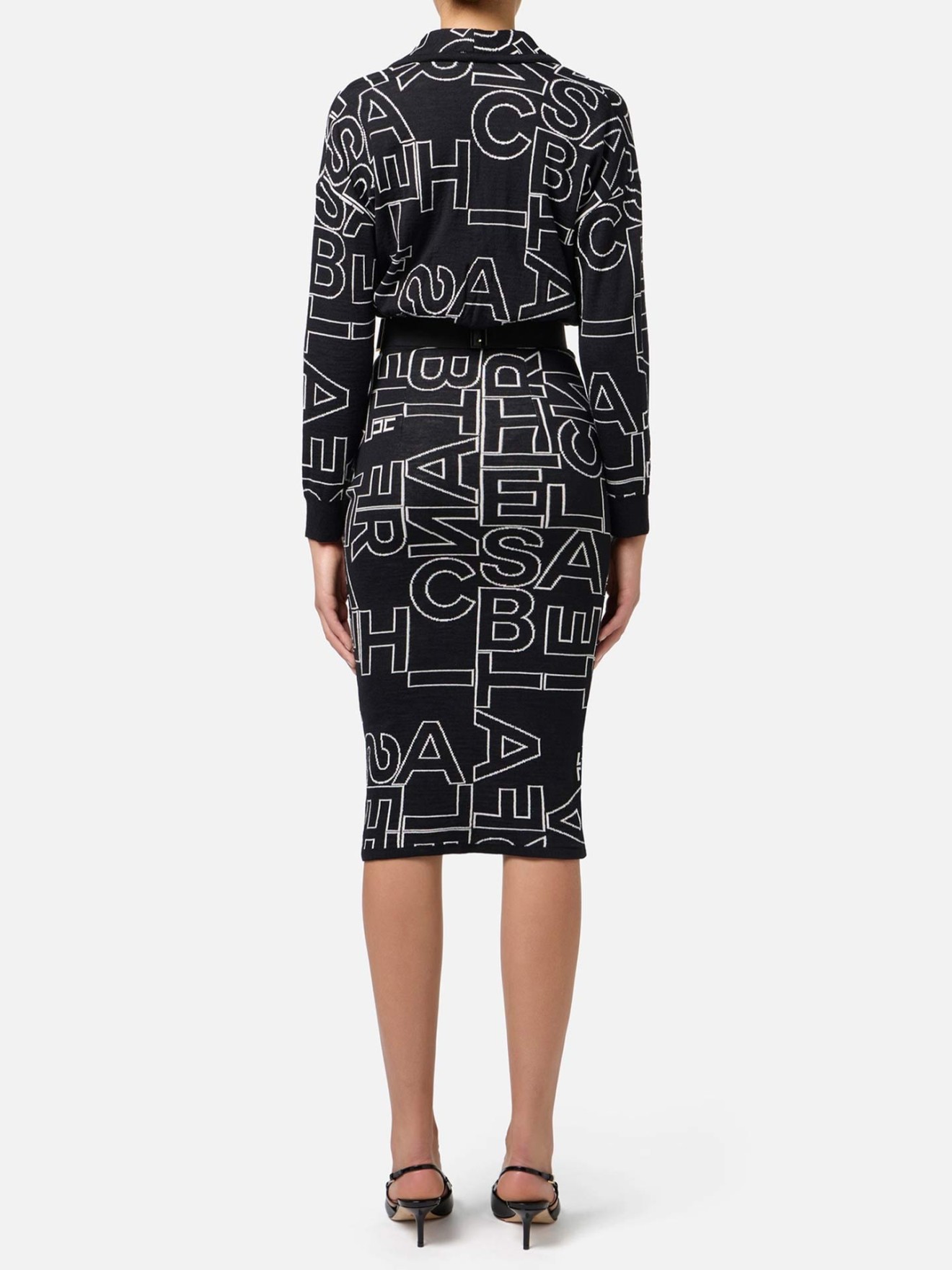 Vestido com Padrão