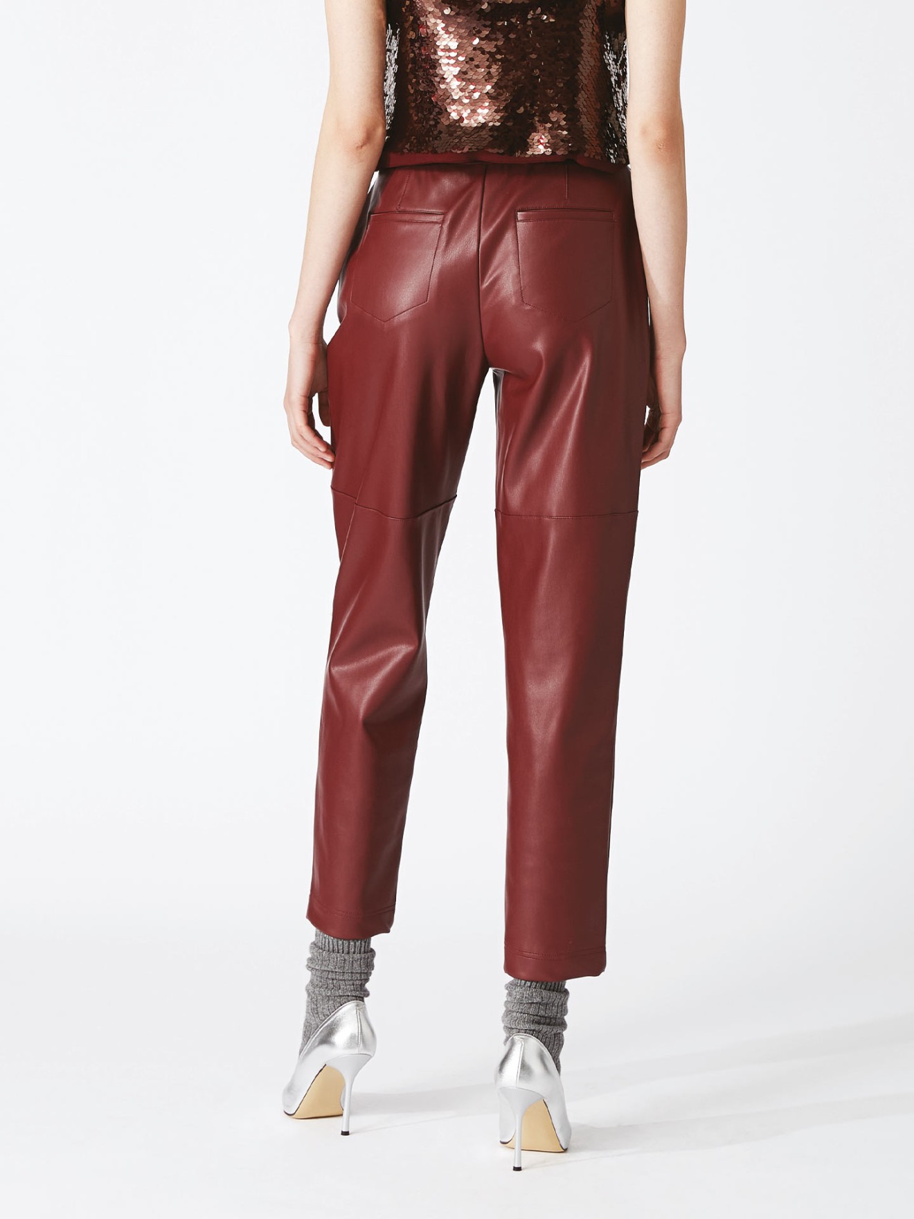 Cal�as Straight Fit
