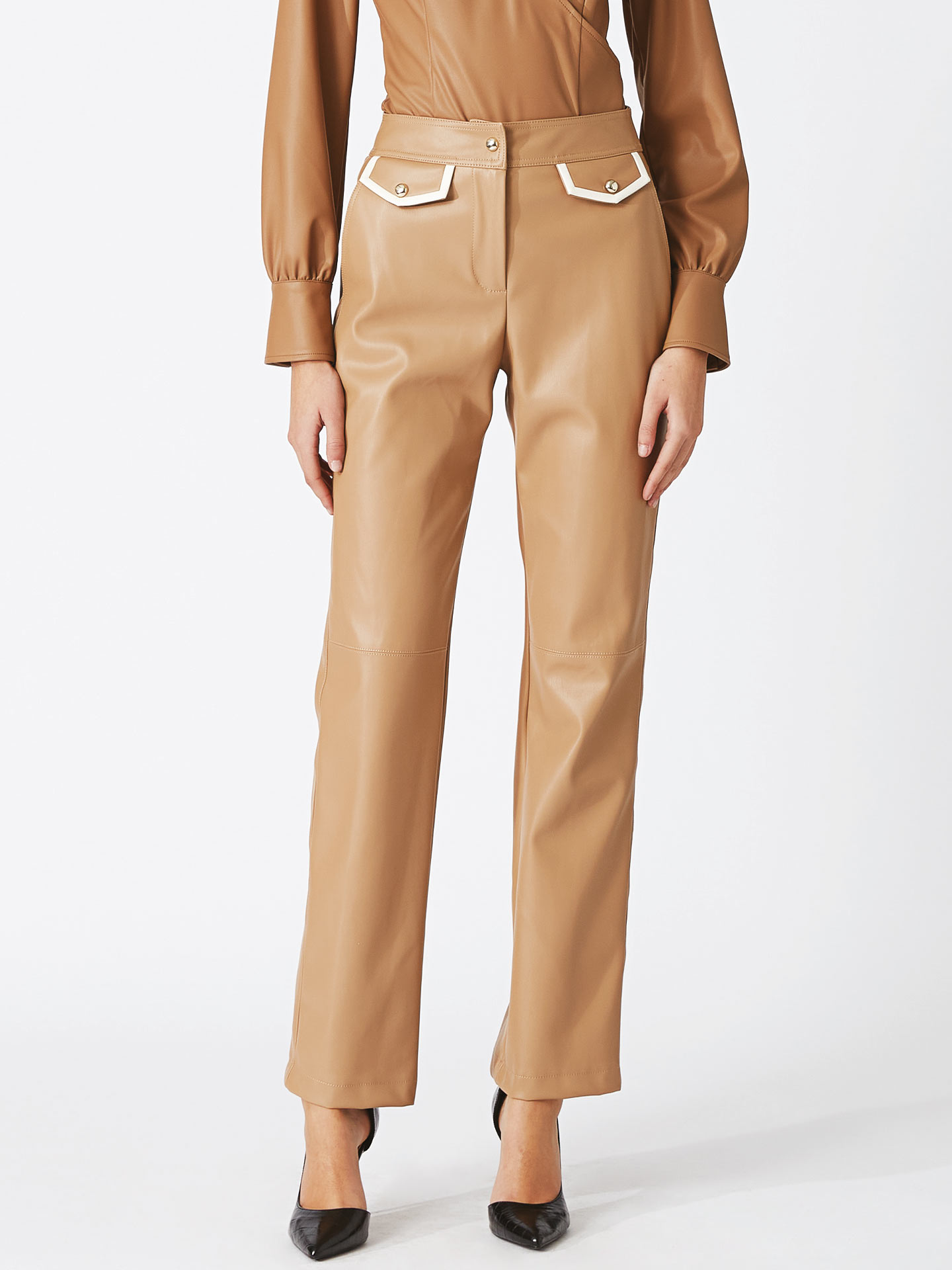 Calças Straight Fit