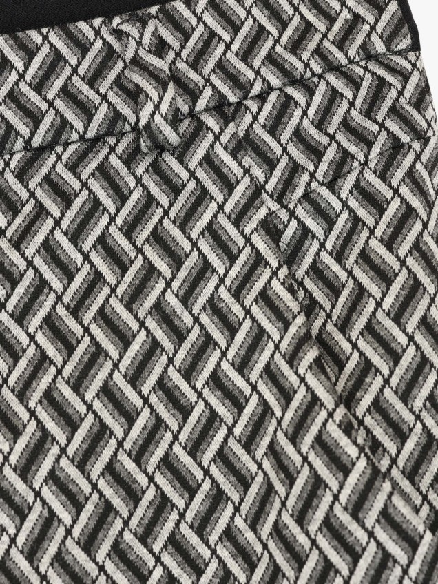 Calças Straight Fit