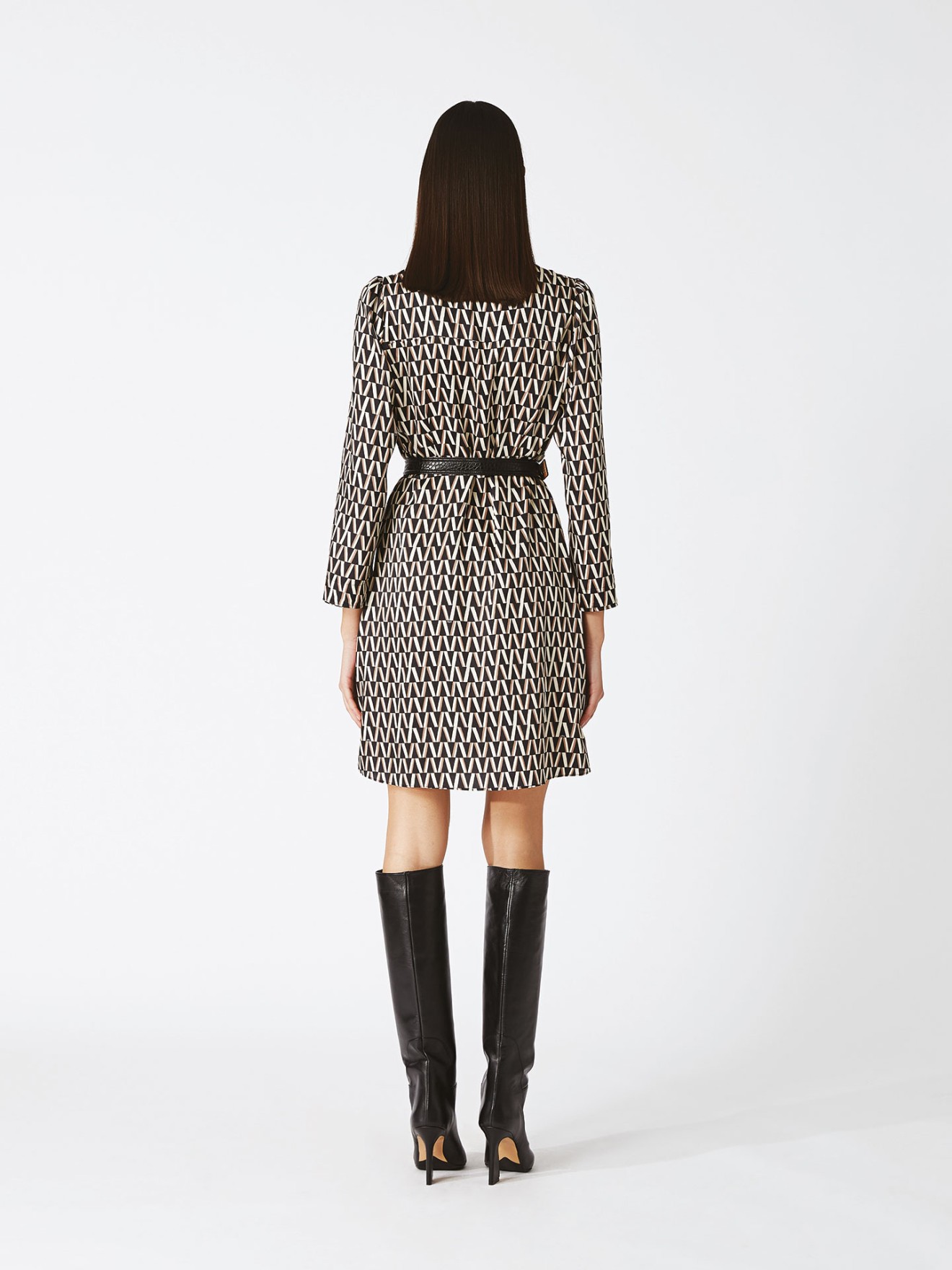 Vestido com Padro