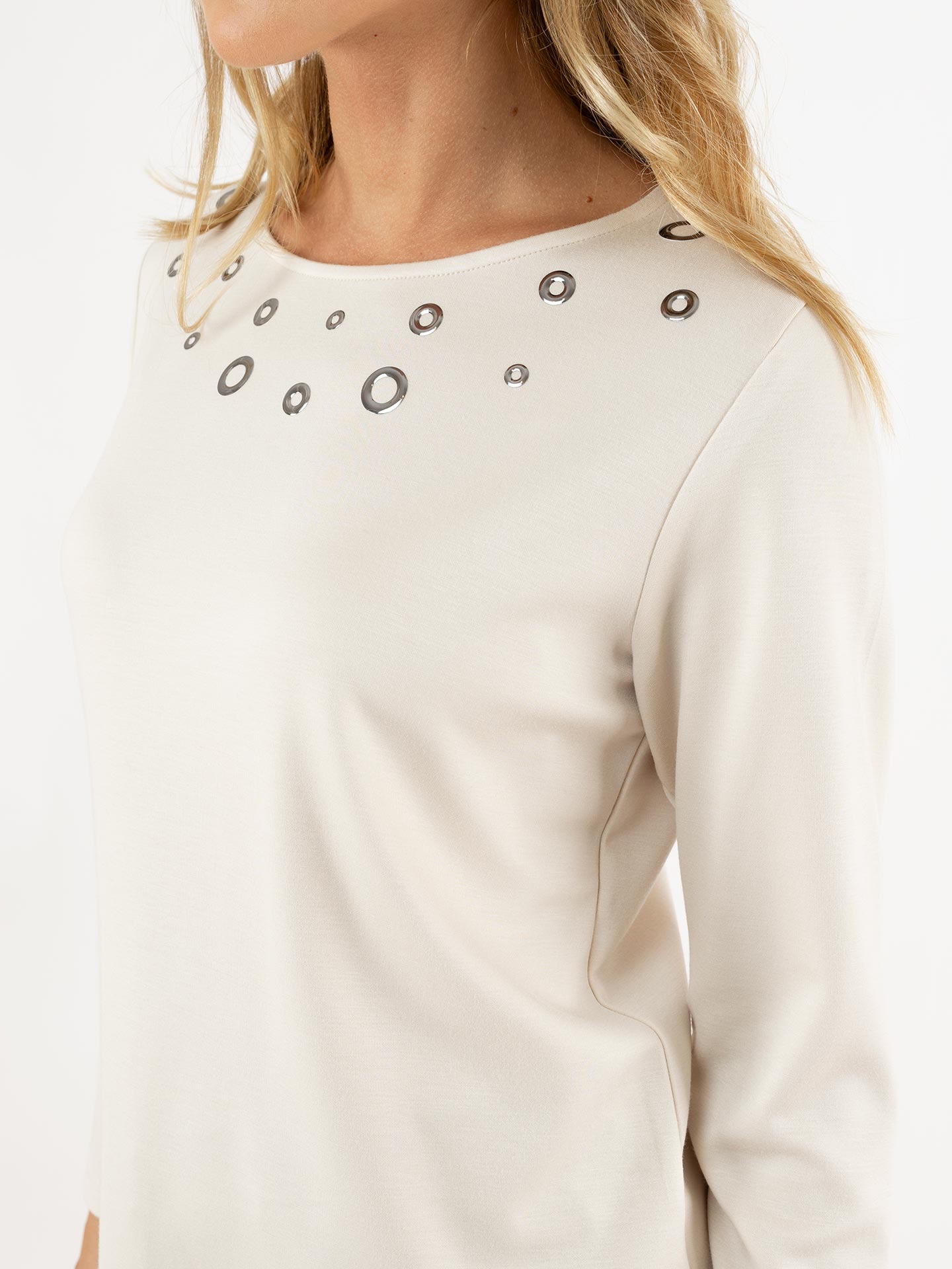Camisola com Tachas
