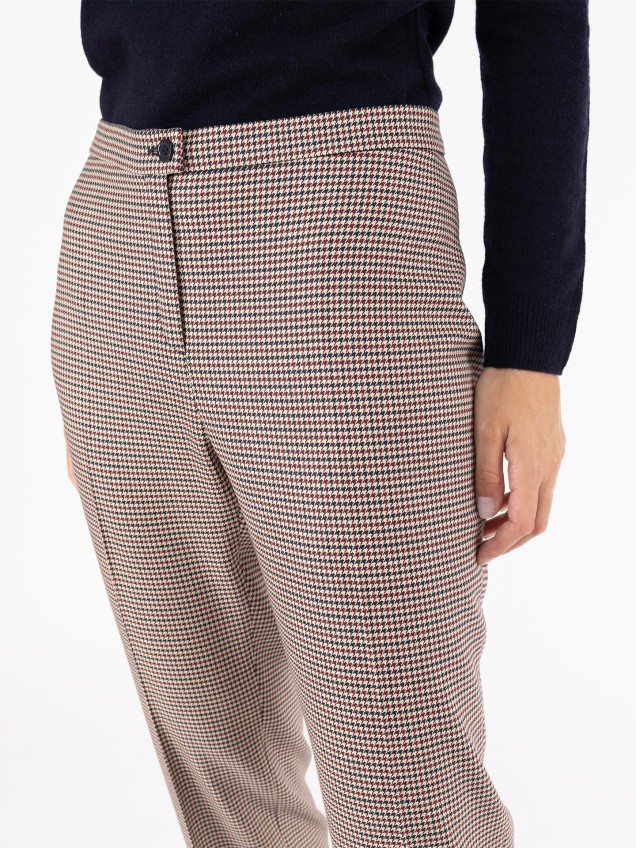 Calças Straight Fit