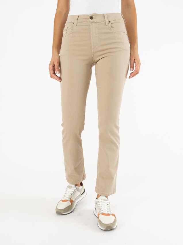 Calças Straight Fit