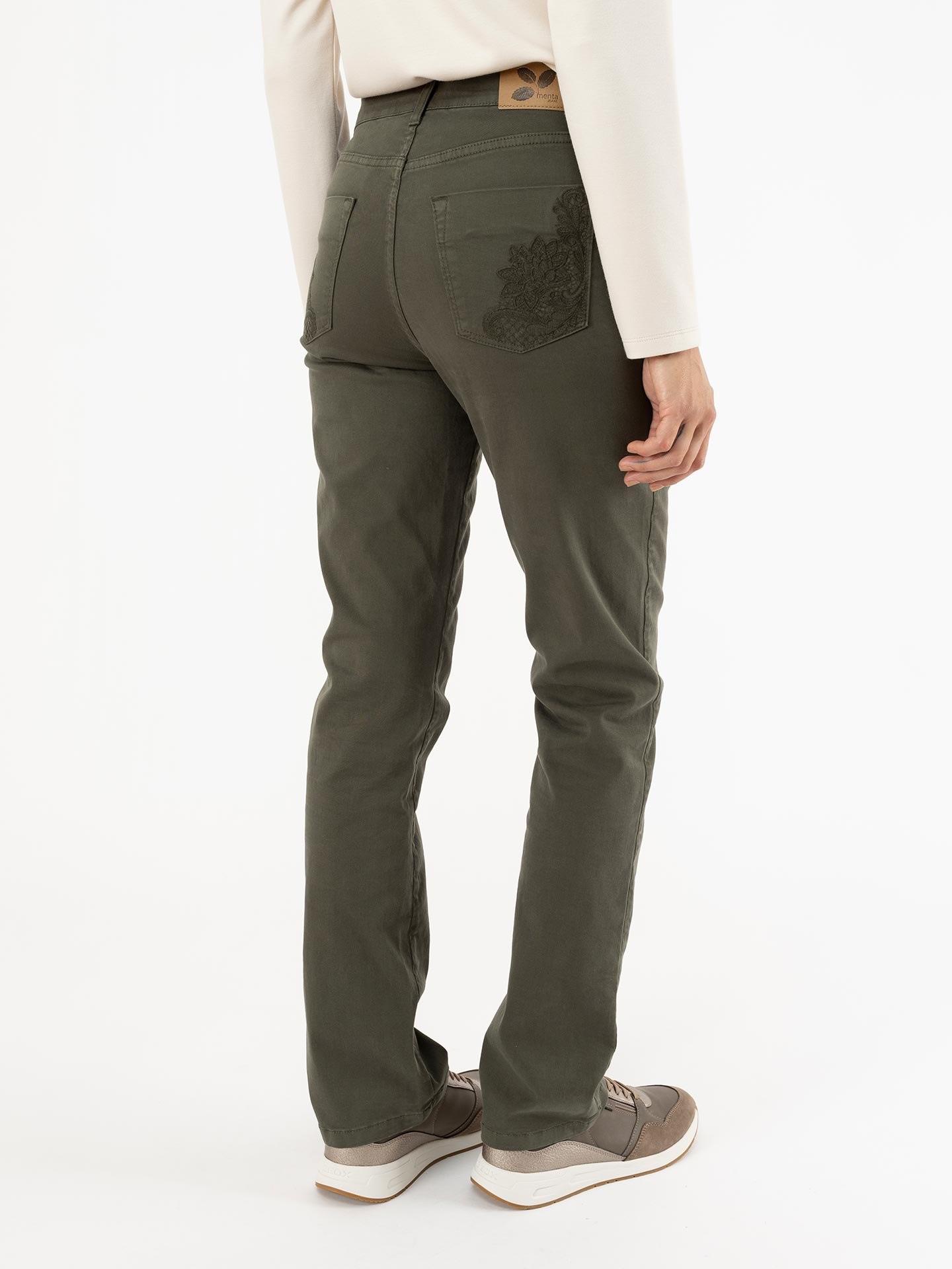 Calças Straight Fit