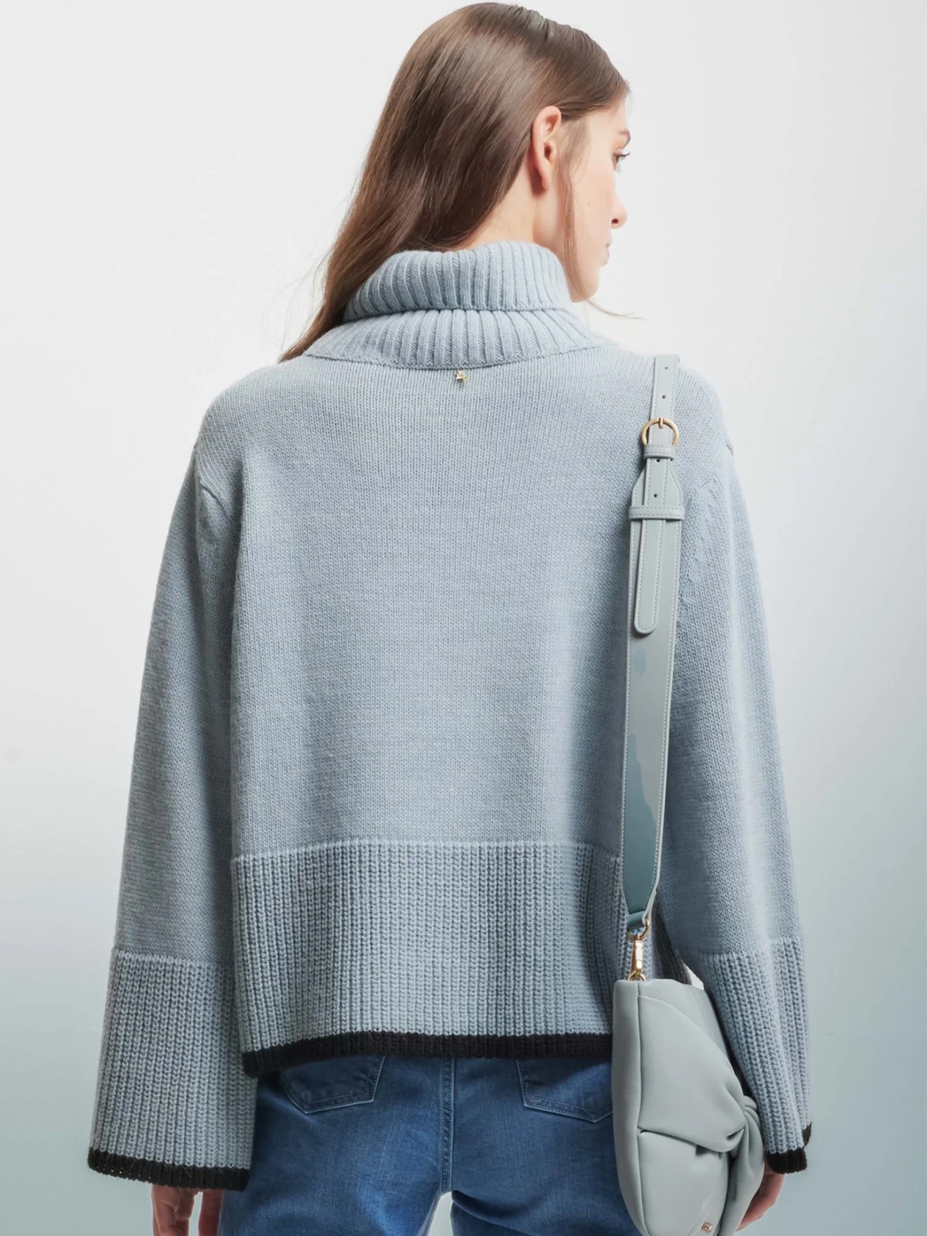 Camisola de Gola Alta