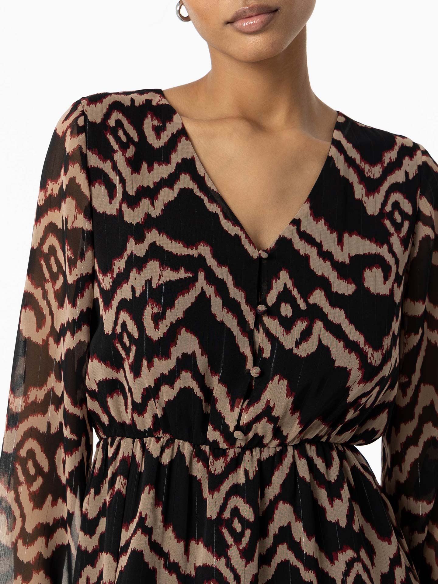 Vestido com Padrão