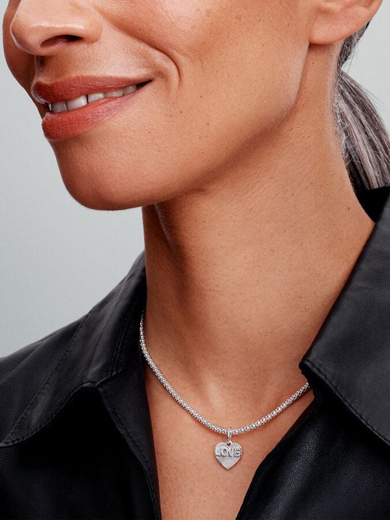 Conta Pendente Coração LOVE