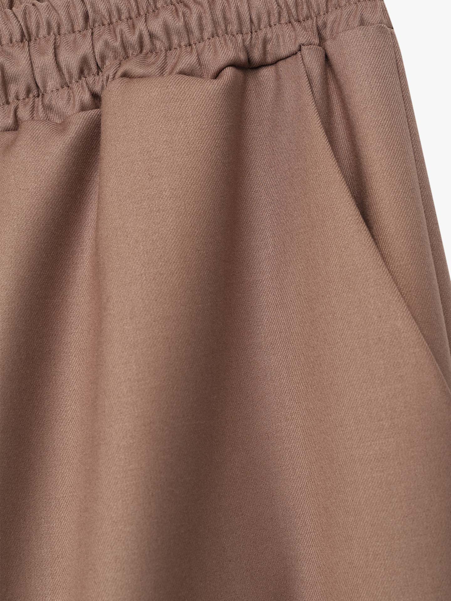 Calças Straight Fit