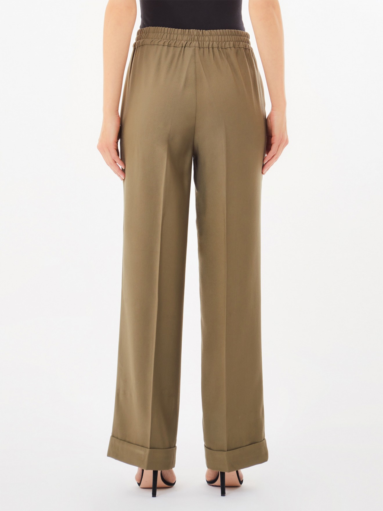 Cal�as Straight Fit