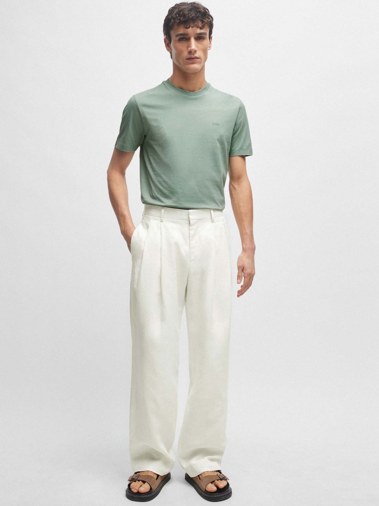 T-Shirt B�sica