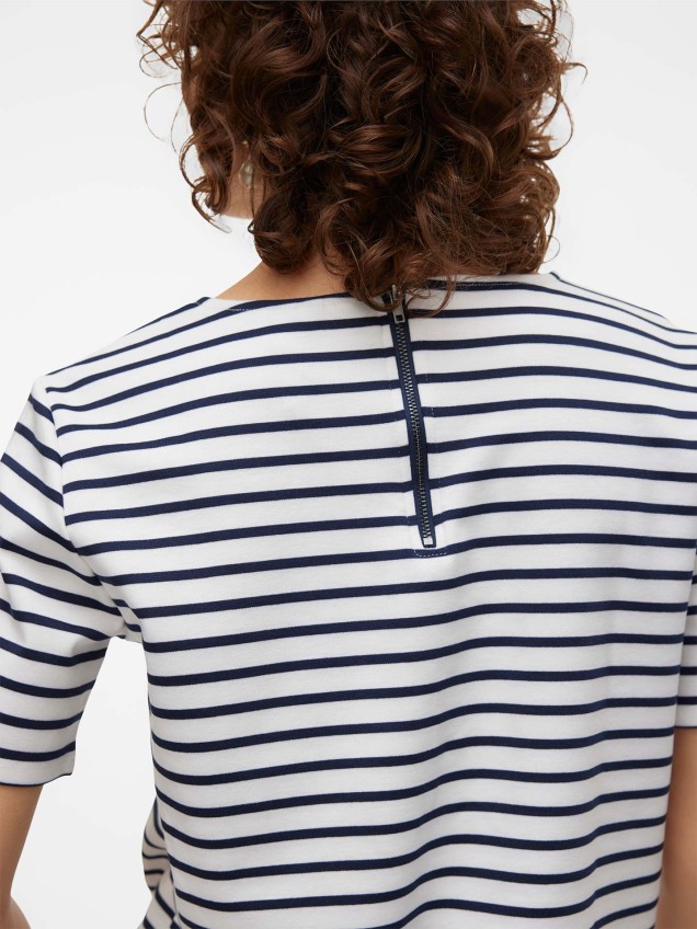 T-shirt com Padrão