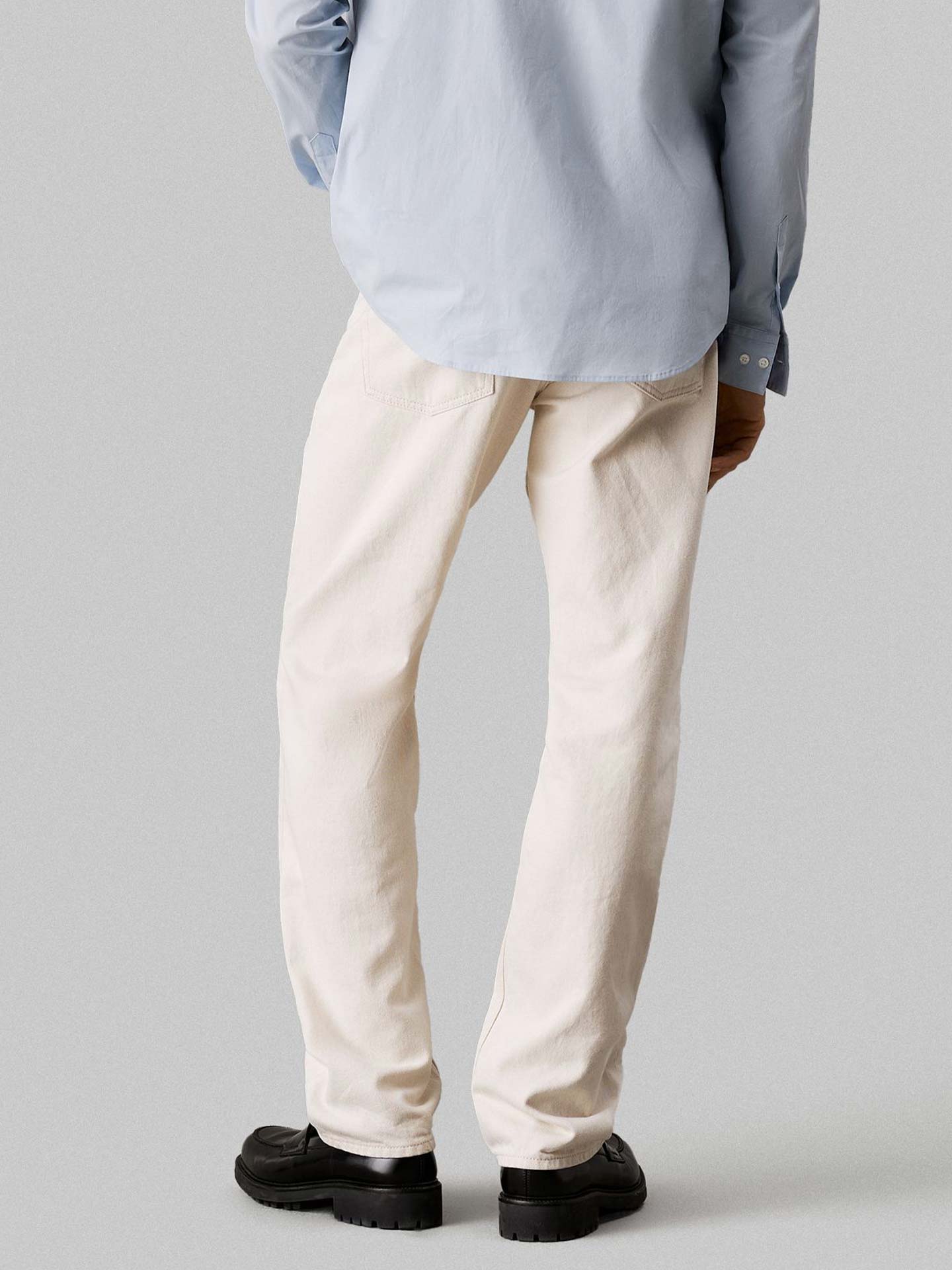 Calças Straight Fit
