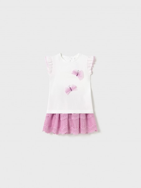 Conjunto T-shirt e Saia