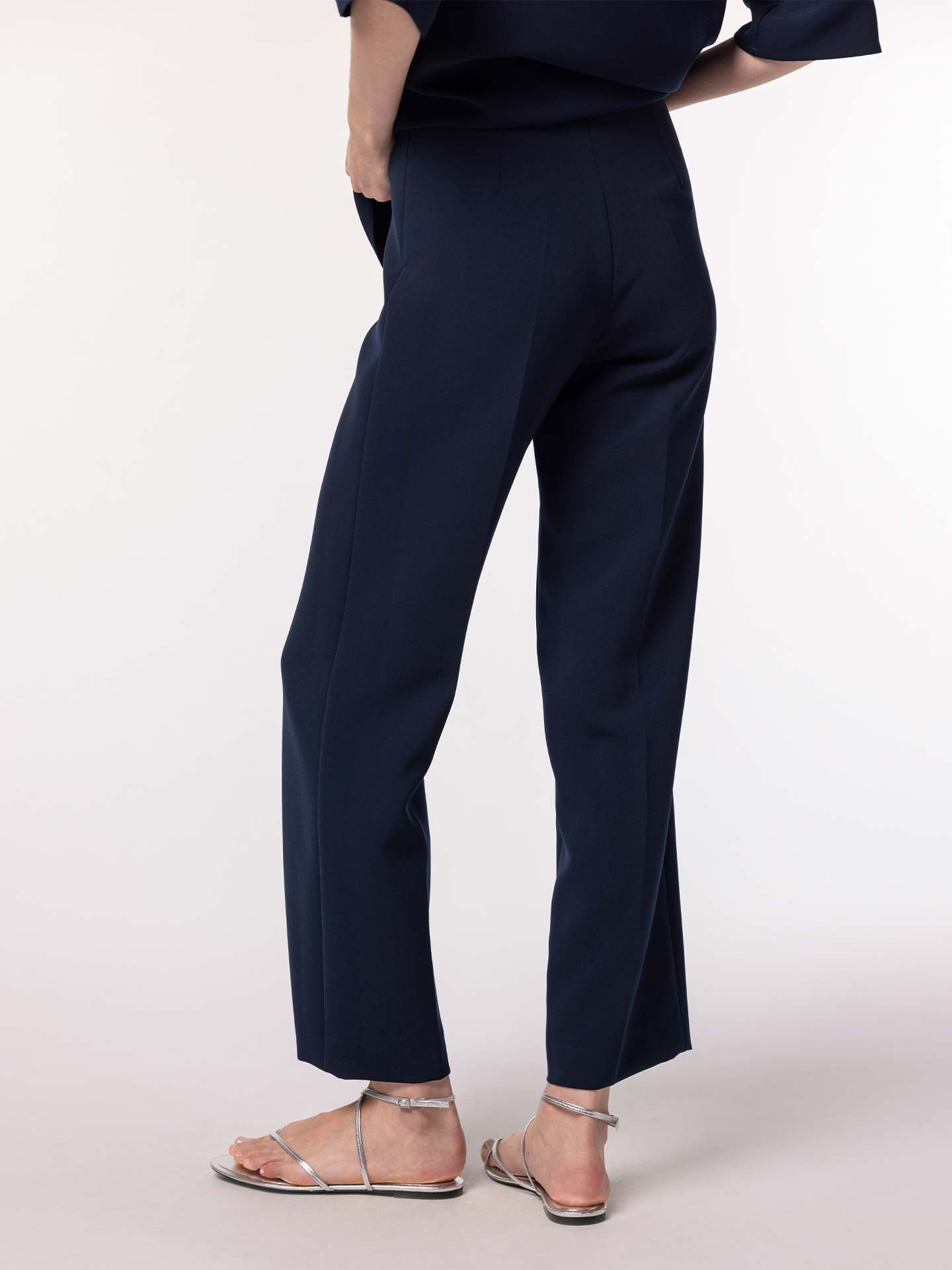 Calças Straight Fit