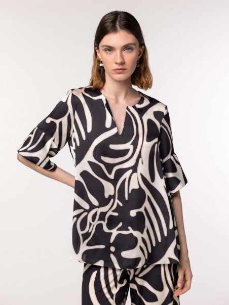 Blusa com Padro