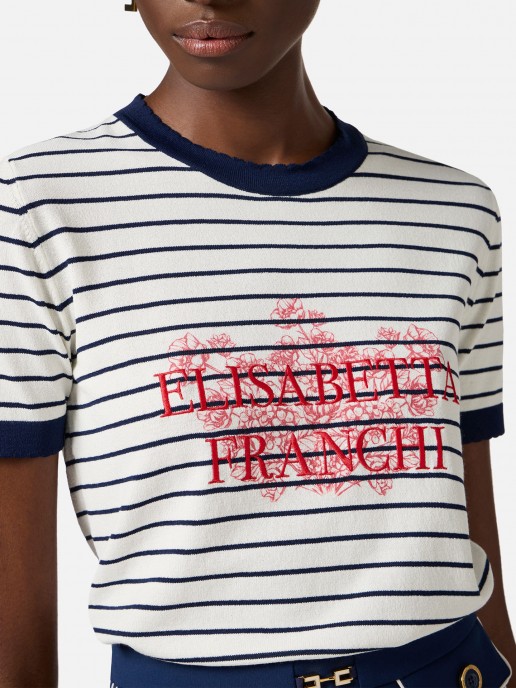 T-Shirt com Padro