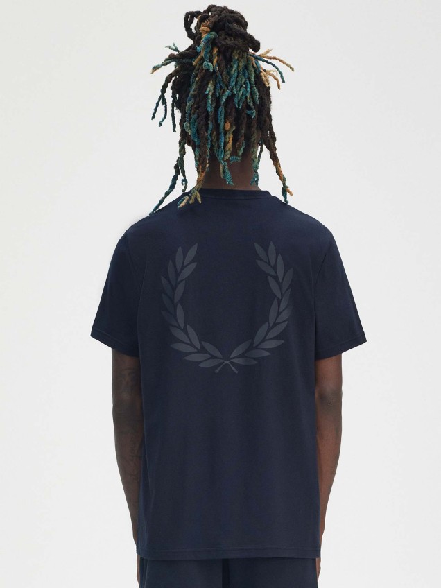 T-Shirt Laurel Wreath Graphic