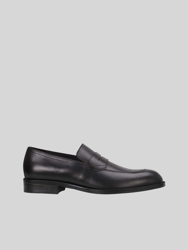 Sapatos de Pele