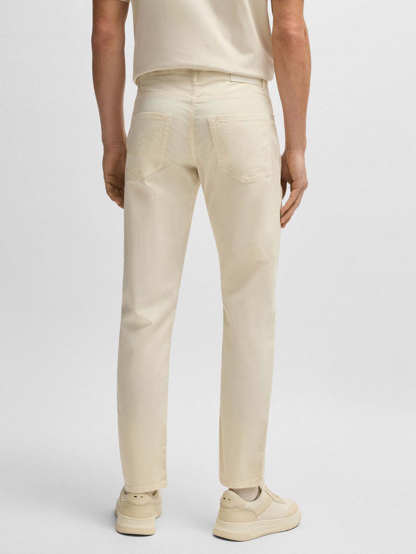 Calças Straight Fit