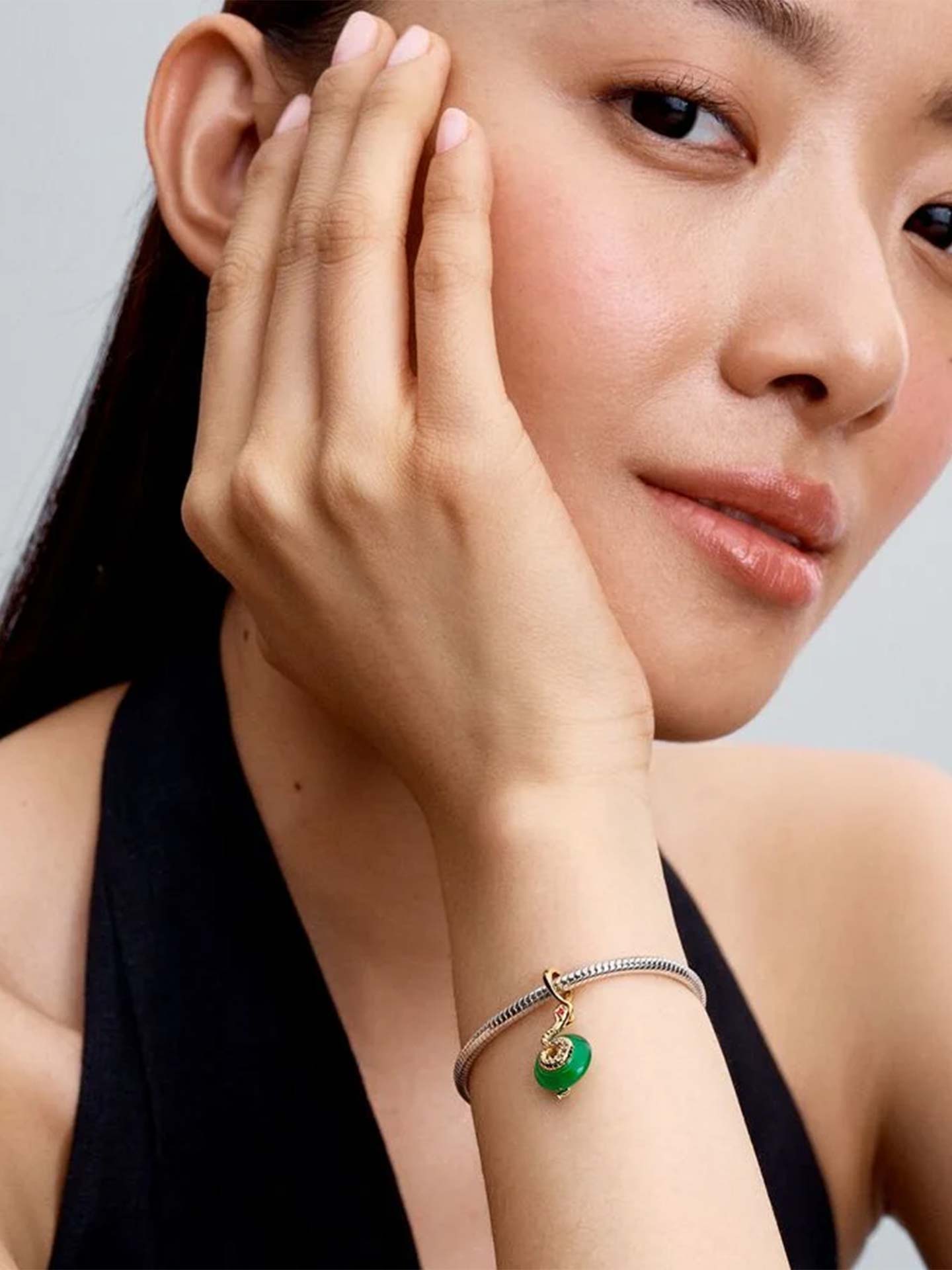 Conta Pendente de Vidro Murano Verde Cobra