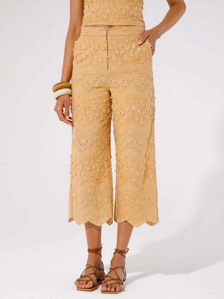Calas Cropped