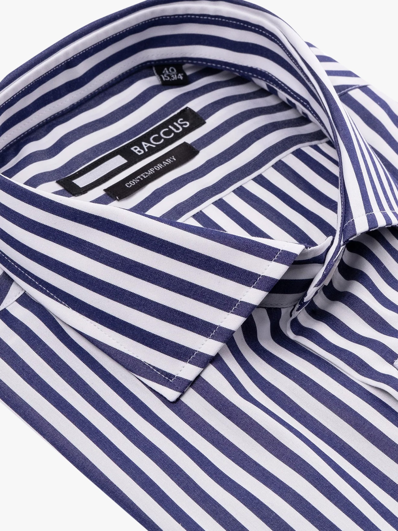 Camisa às Riscas