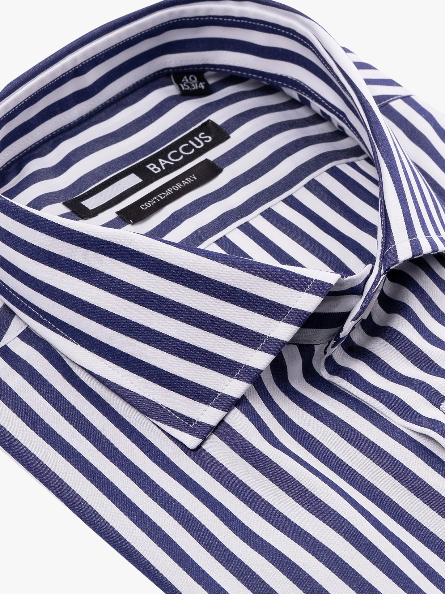 Camisa às Riscas