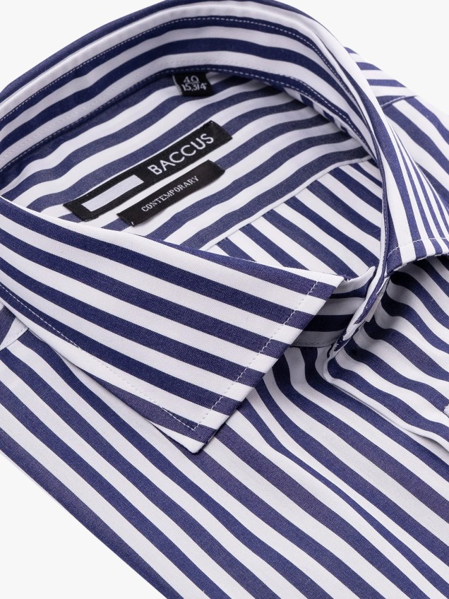 Camisa às Riscas
