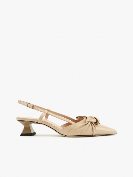 Sapatos de Salto